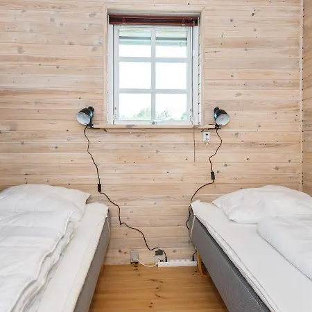 Holiday V Ferienhaus *